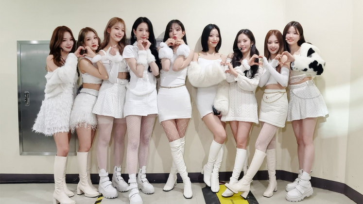 Cover image for Fromis_9 Discusses Comeback & Being Hybe's Only Girl Group
